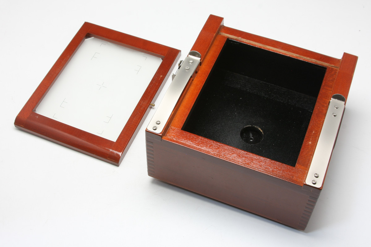 Nagaoka4x5-Pinhole-Camera-New-04.jpg
