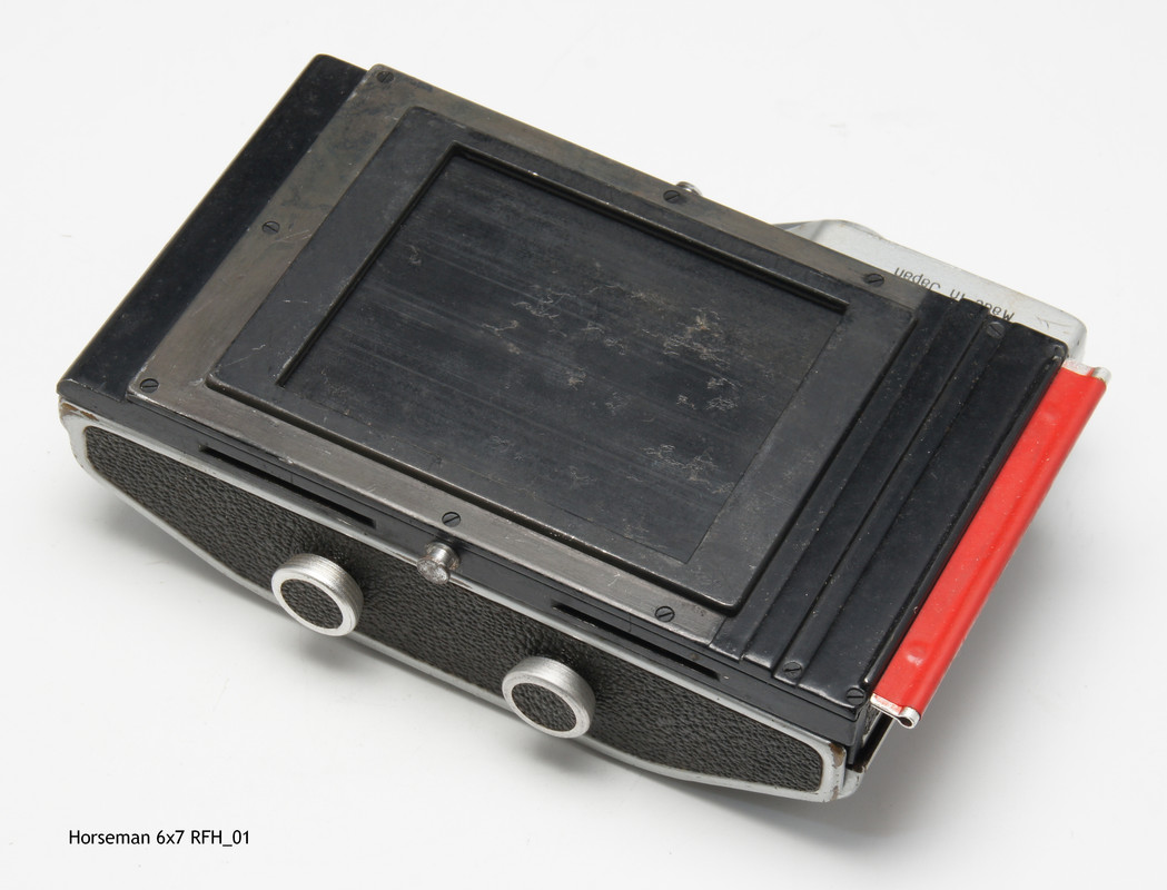 Horseman6x7-Roll-Film-Holder1-02.jpg