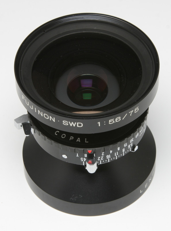 Fujinon-SWD75mmf5-6Lens-01.jpg