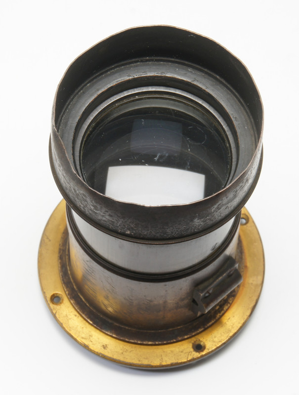Hermagis-No7-Lens-01.jpg