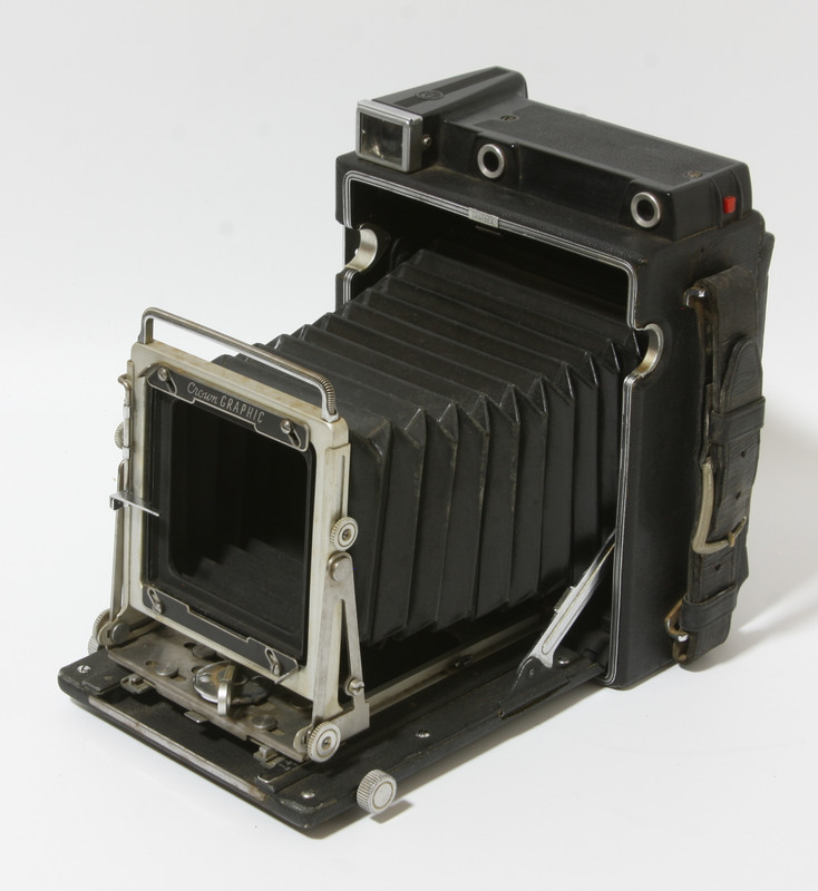 Crown-Graphic-4x5-Camera-01.jpg