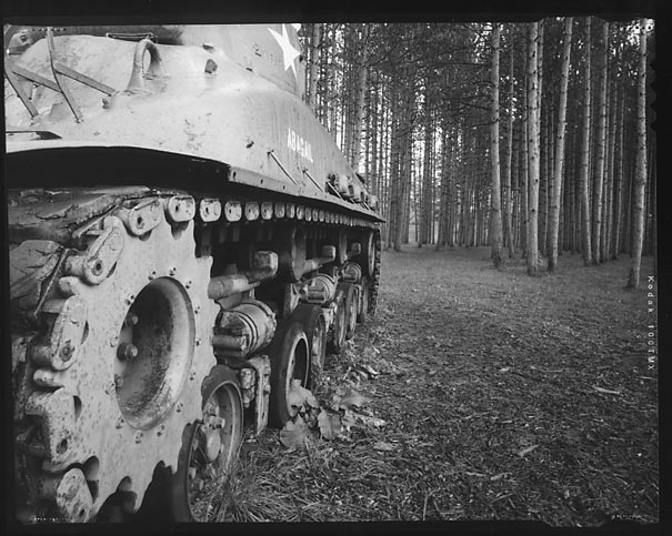 TankBW003web.jpg