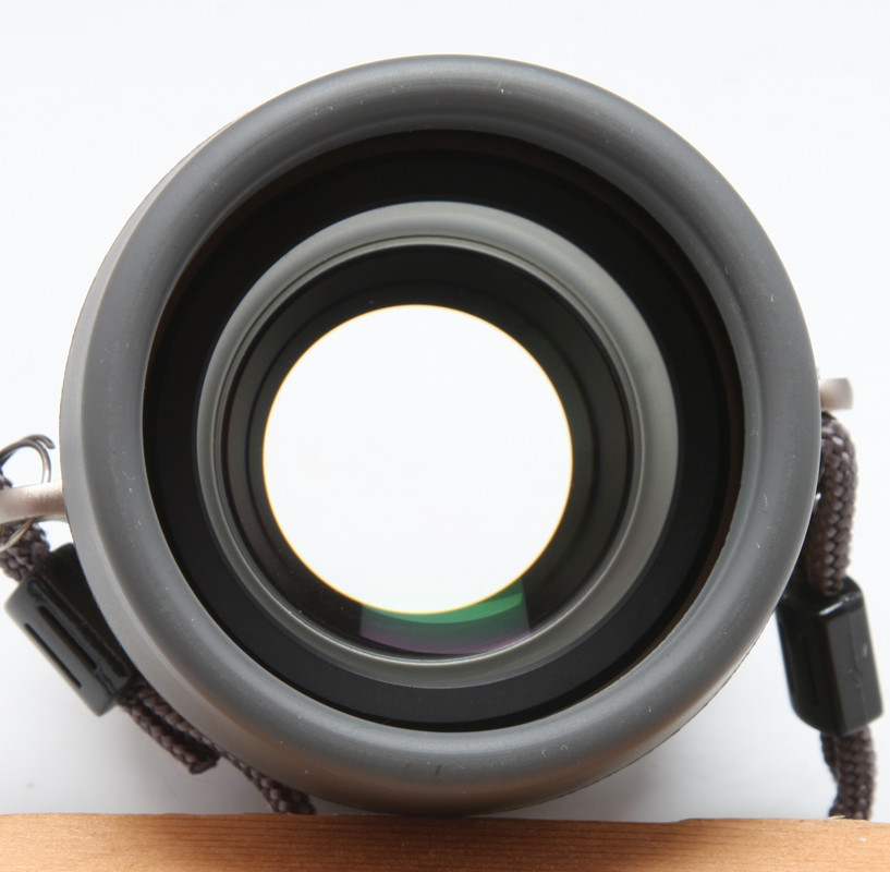 Nikon8-XLoupe-04.jpg