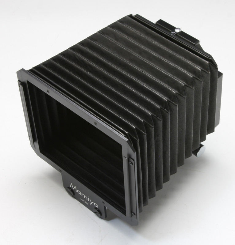 Mamiya-M645-Bellows-Lens-Hood-02.jpg