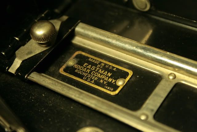 oldcamera2.jpg
