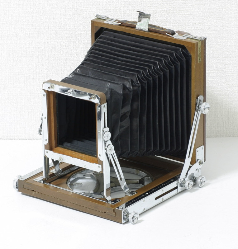 Tachihara4x5-Camera-01.jpg