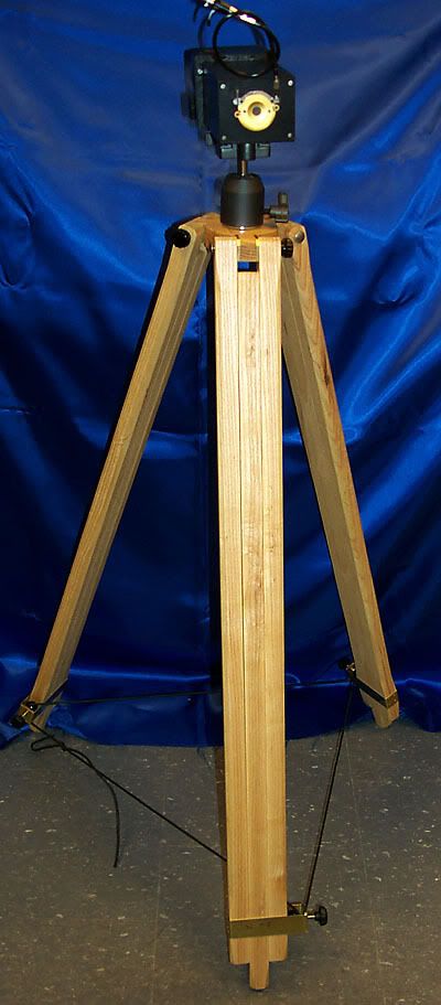 tripod2.jpg