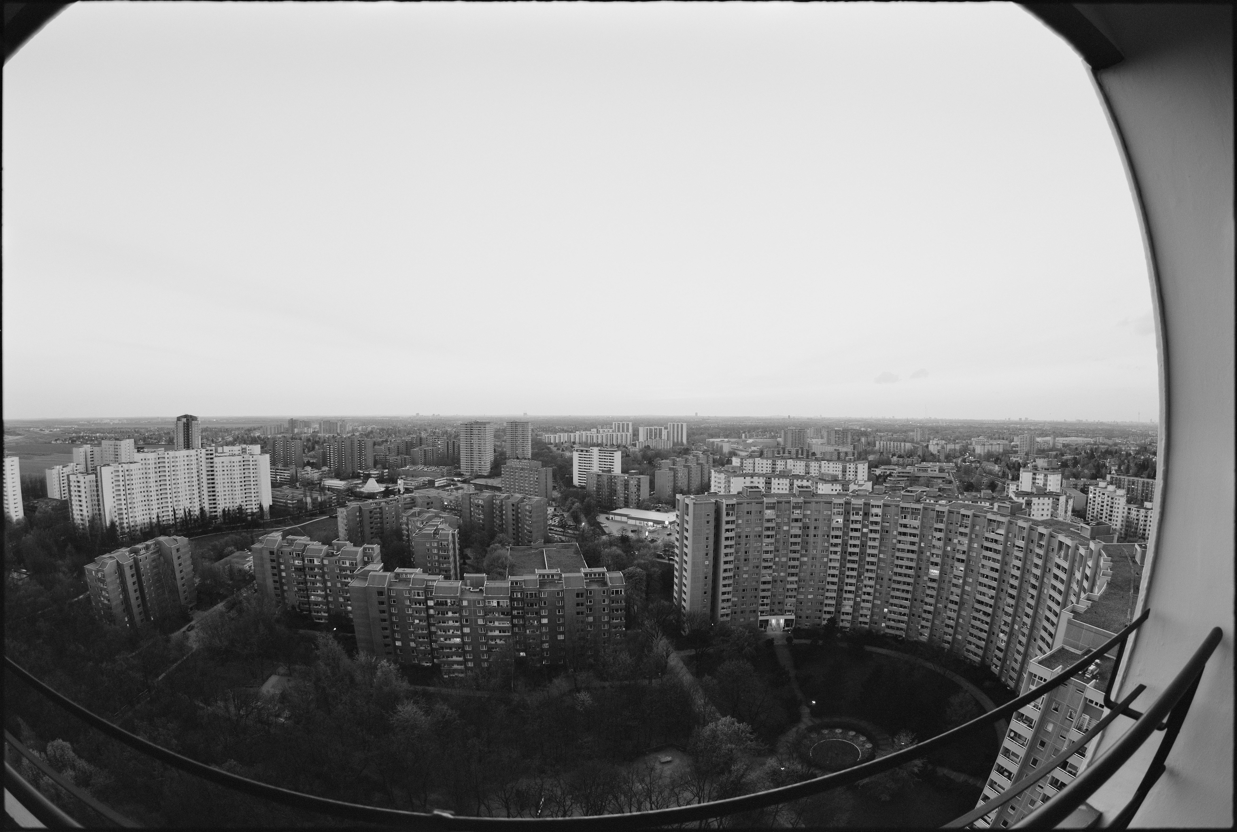 DV09_ADOX_CMS20_30_res144.jpg