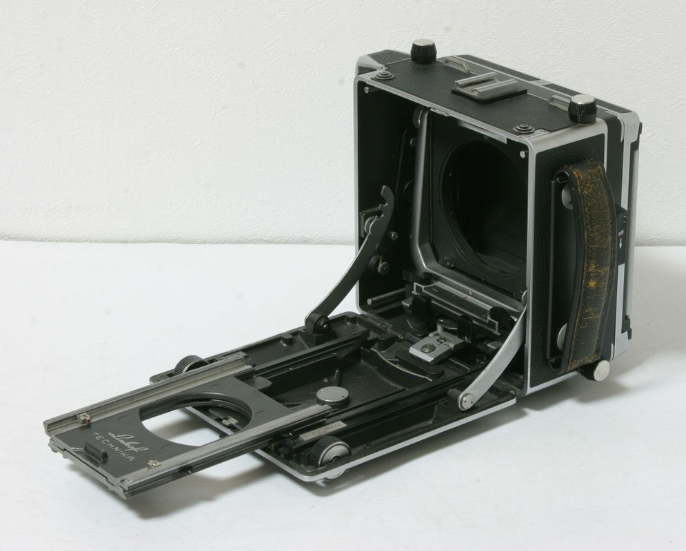 Linhof-Master-Technika45-Camera-04.jpg