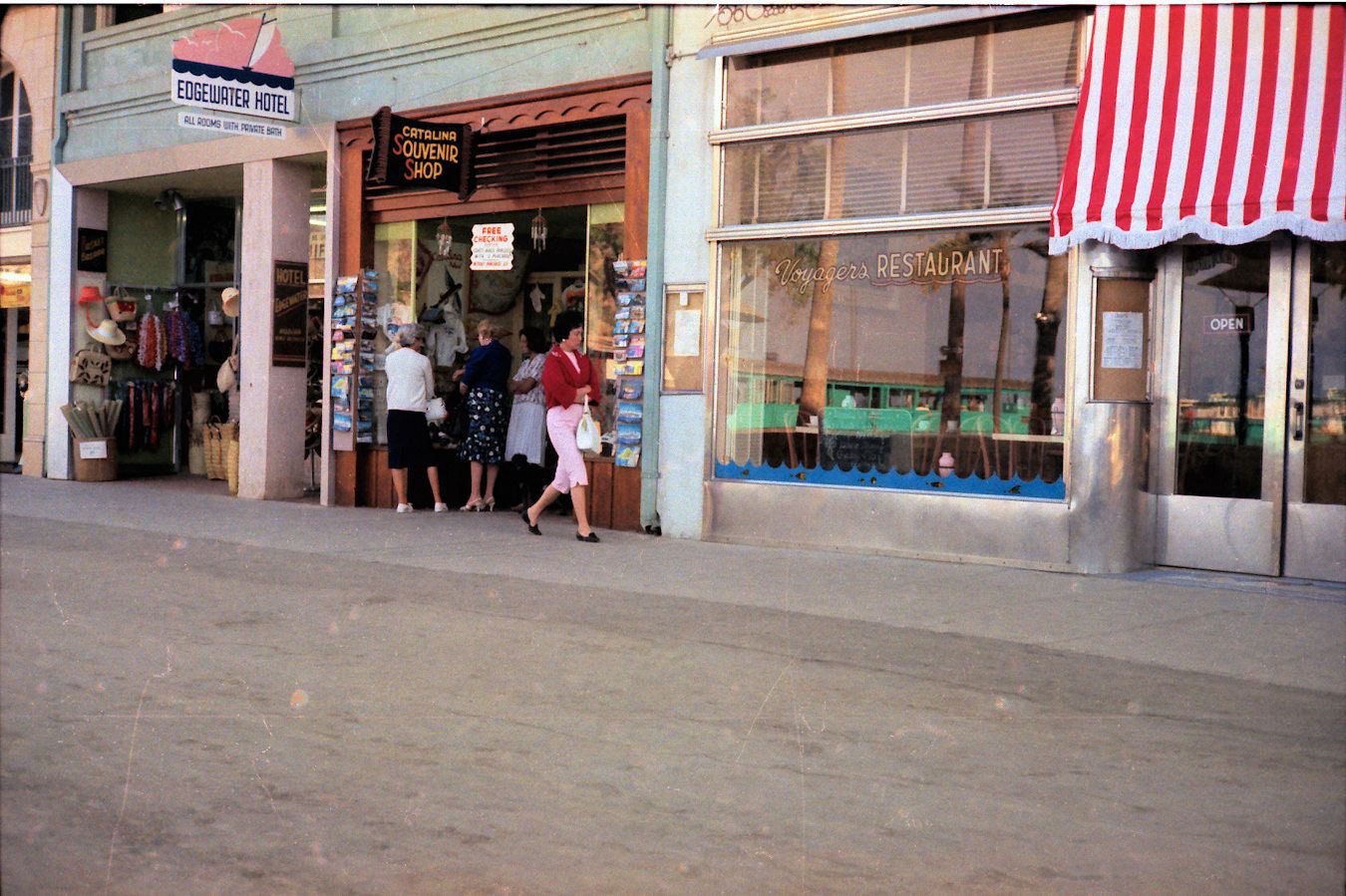 catalina_0002_zps4mnwfdru.jpg